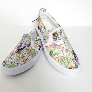 Slip-on sneaker multi newsprint size 7